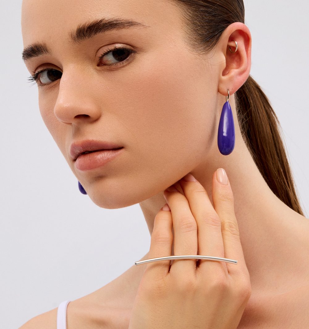 LARGE PURPLE FULLY COLORED DROP EARRINGS - Image 2