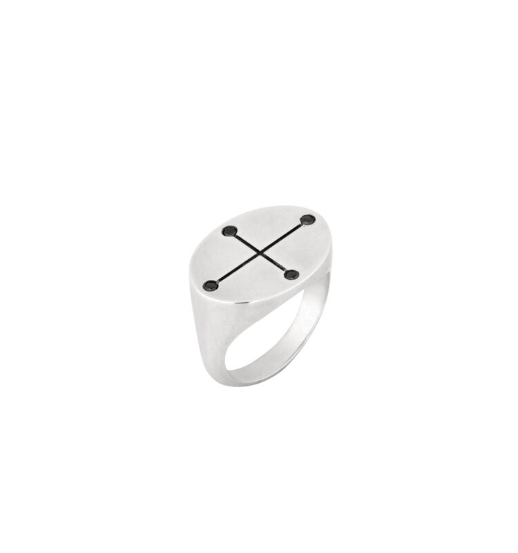 unisex – silver line diamonds ring