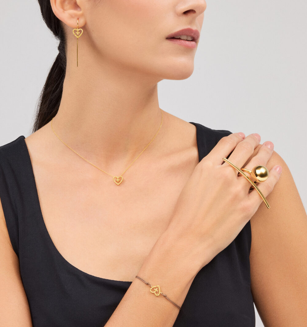 Mini cross in heart necklace - Image 2