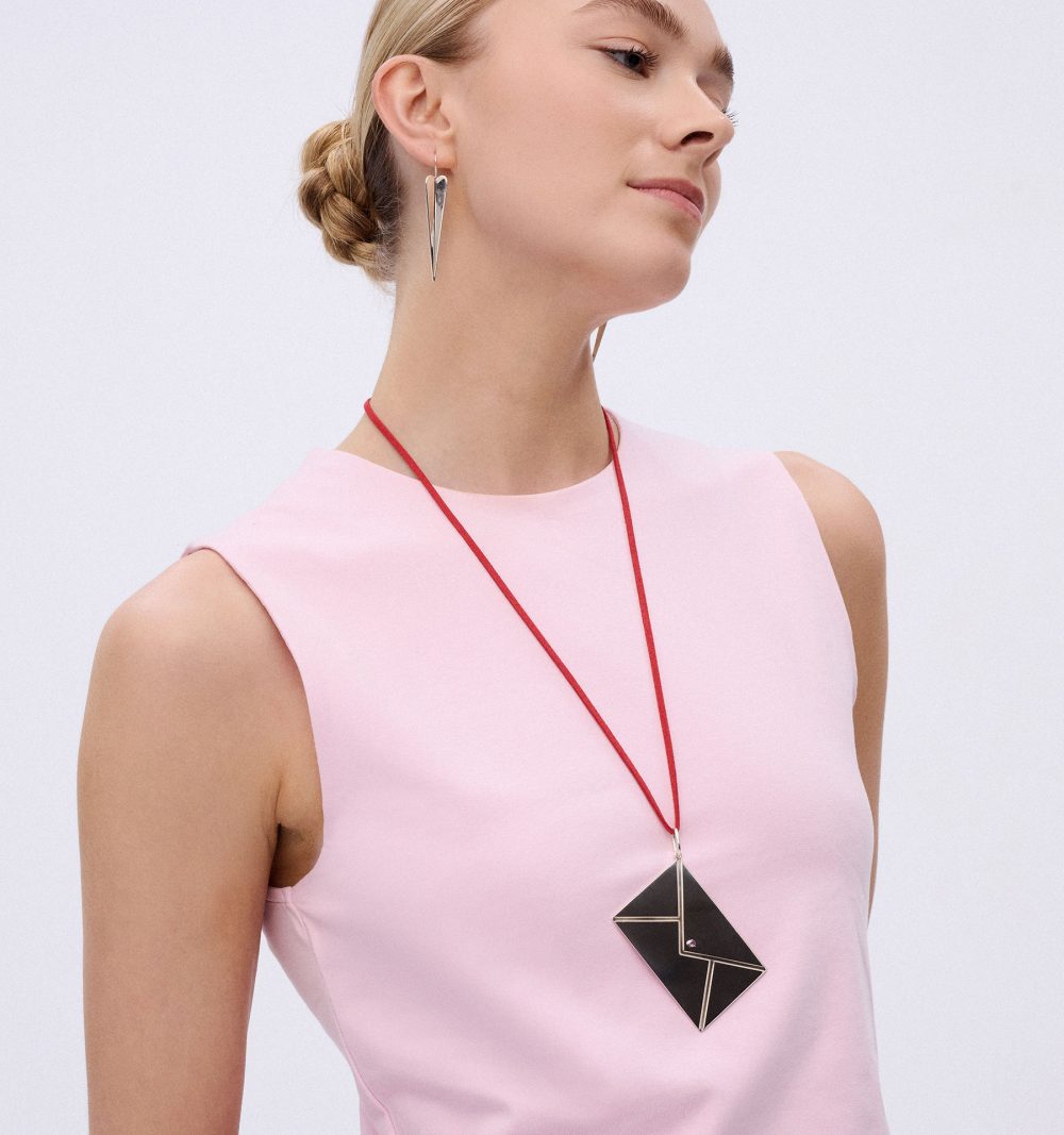 Envelope pendant - Image 2