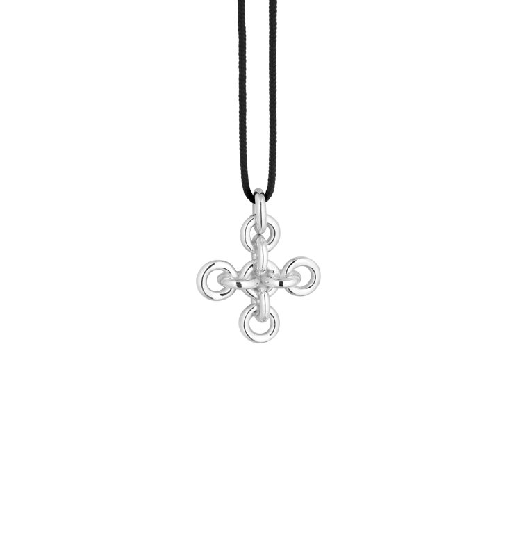 Links Cross Pendant V