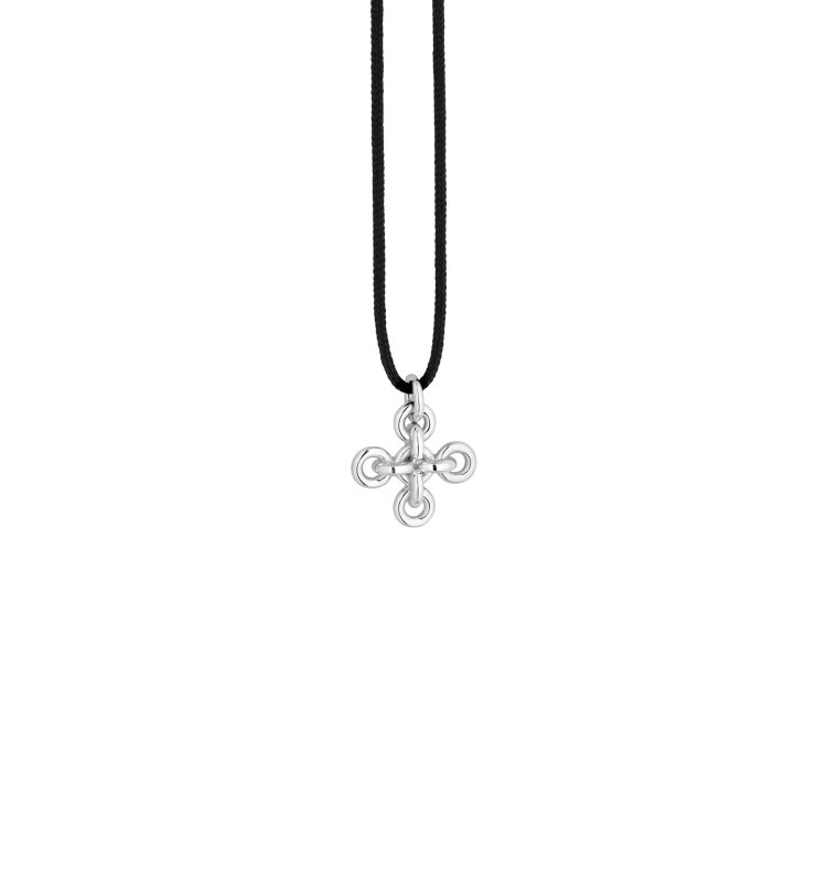 Links Cross Pendant III